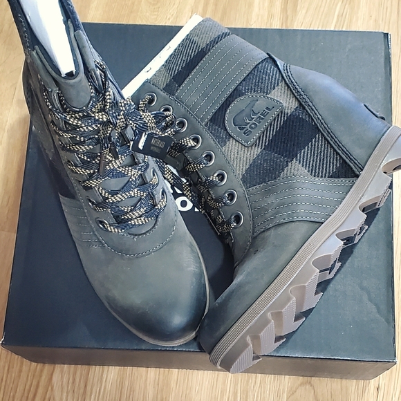 Sorel Alpine Lexie Wedges! - Picture 3 of 3